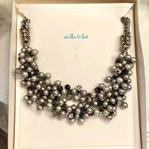 Stella & Dot Isadora Pearl Bib Necklace